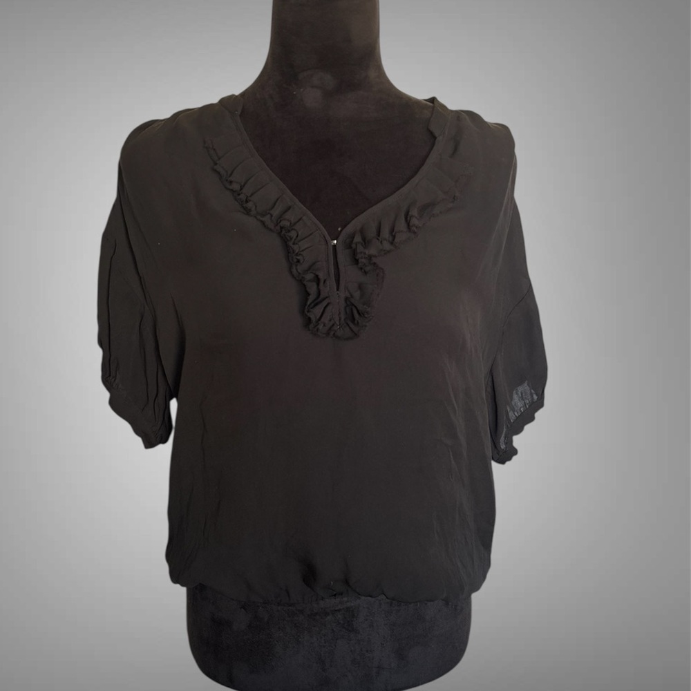 Joie Black Ruffle V-Neck Short Sleeve Blouse